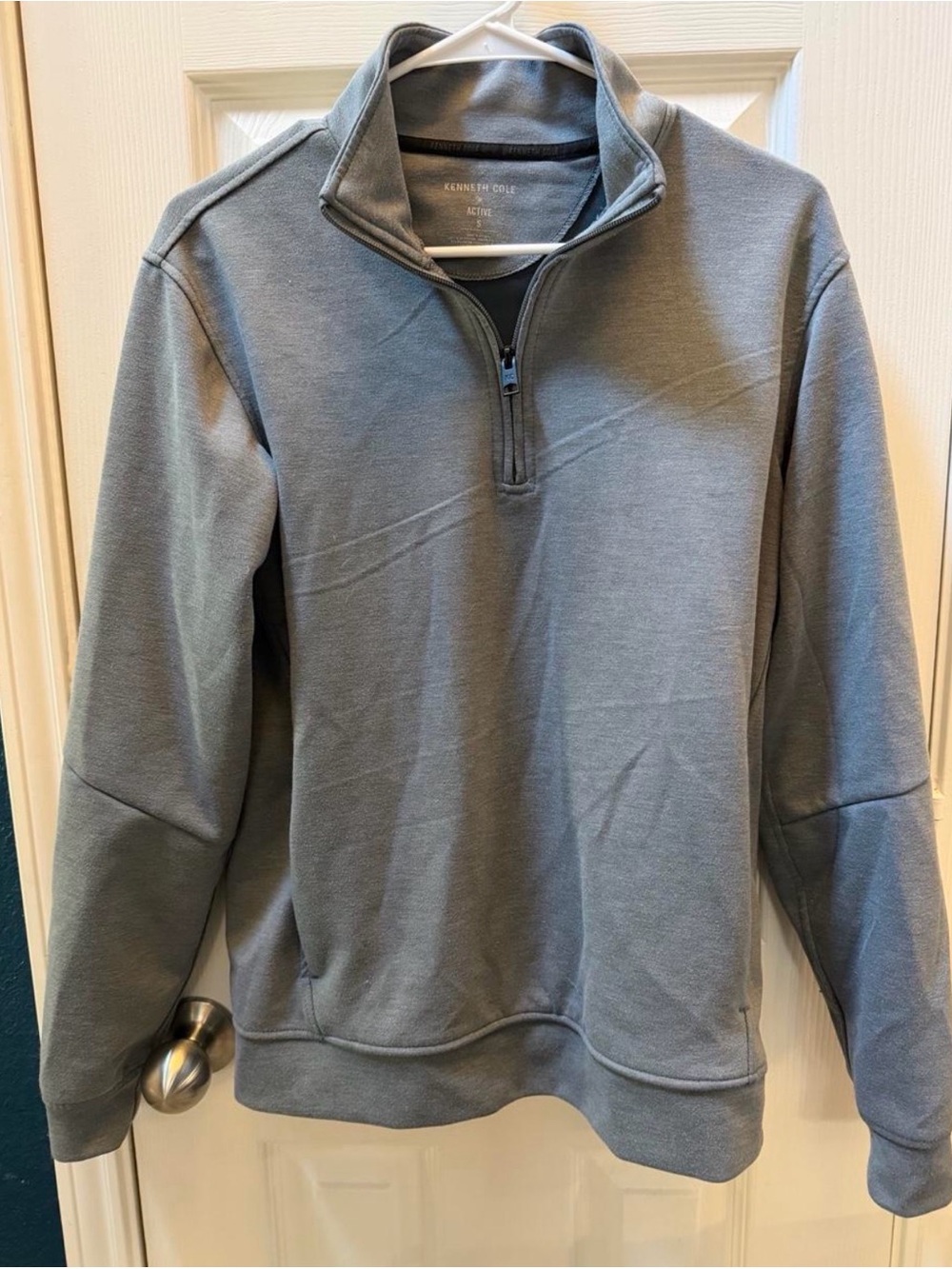 Kenneth Cole Performance Men’s Gray Quarter-Zip Sweater with pockets Sz S